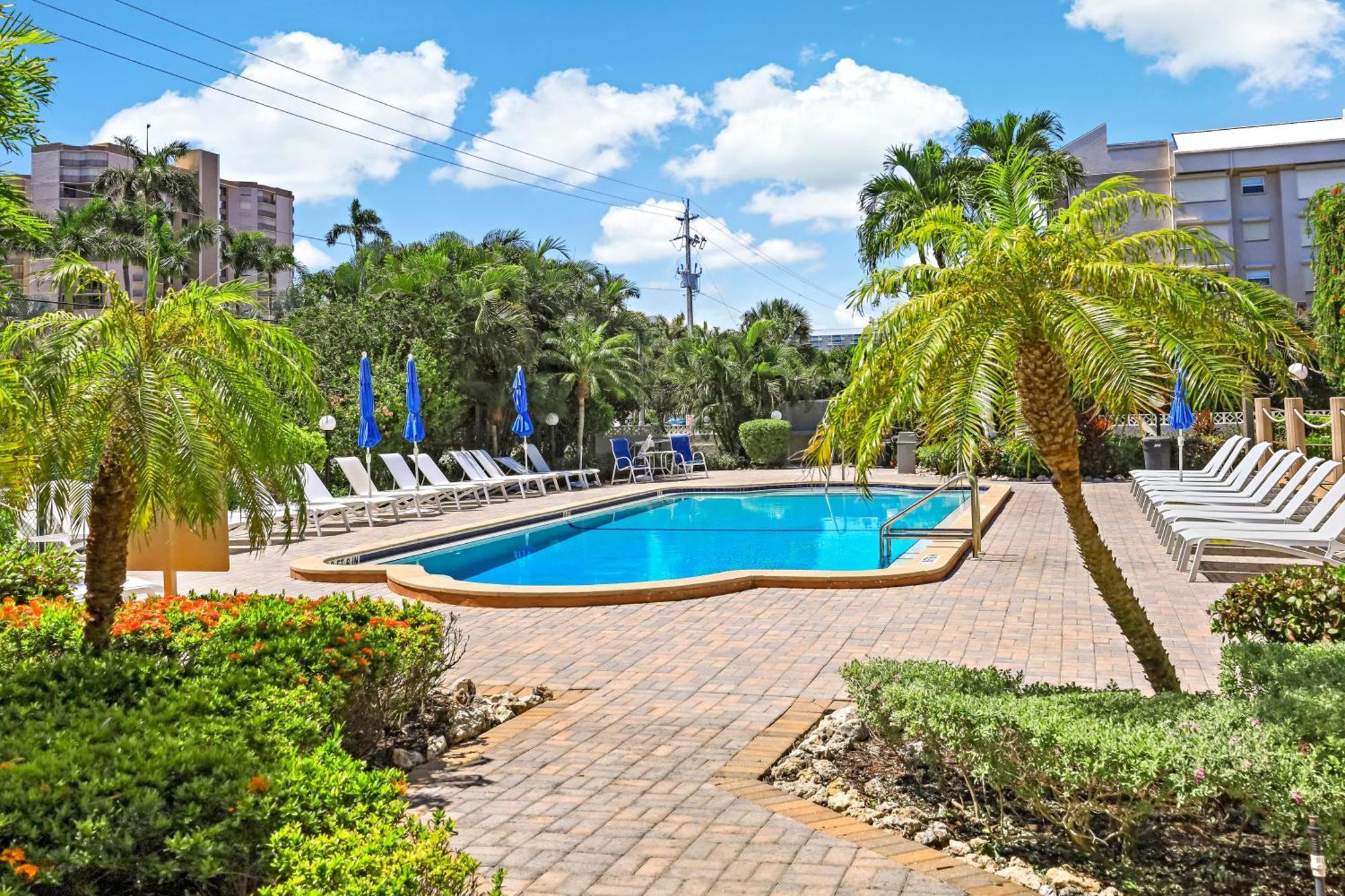 Beach Club 216 Marco Island Esterno foto